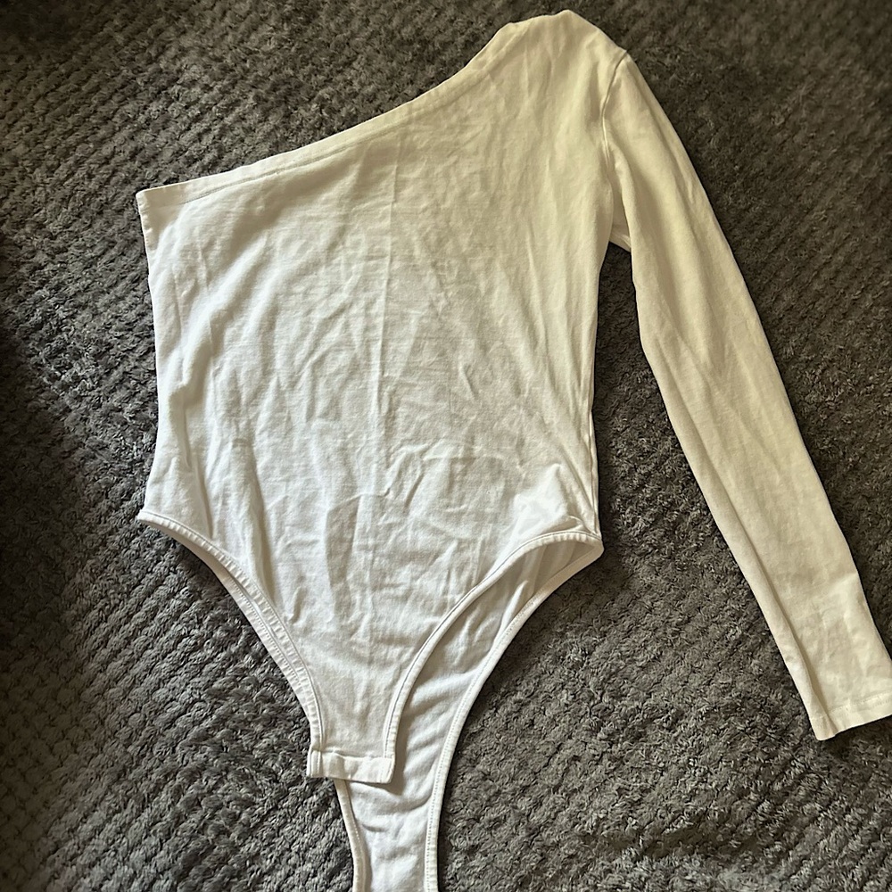 Off the shoulder white body suit